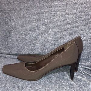 DKNY Elegant Brown Women's Heels